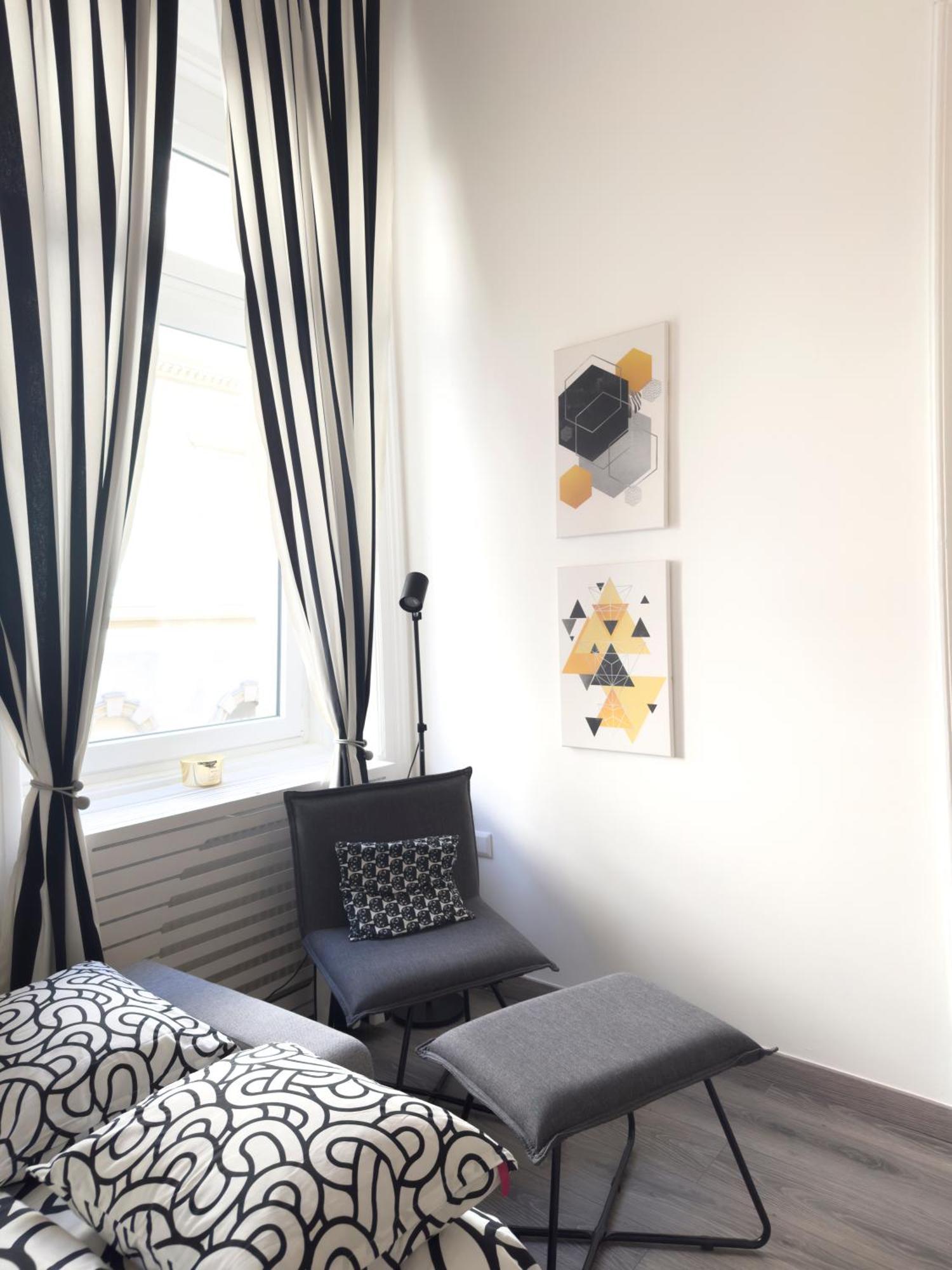 R&R Central Apartment บูดาเปสต์ ภายนอก รูปภาพ