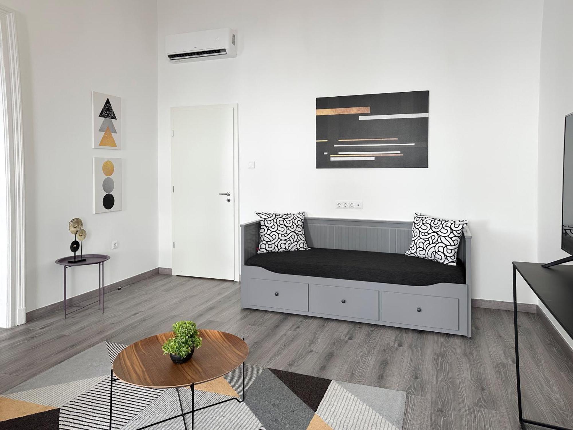 R&R Central Apartment บูดาเปสต์ ภายนอก รูปภาพ