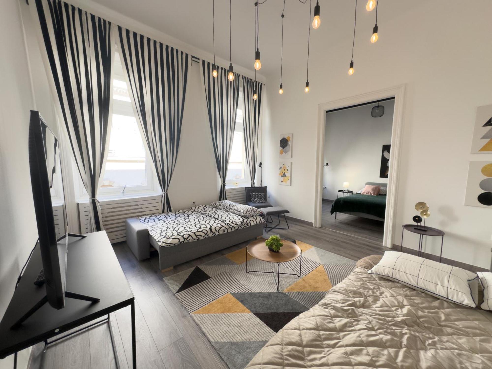 R&R Central Apartment บูดาเปสต์ ภายนอก รูปภาพ
